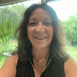 Meet your Posher, Annette